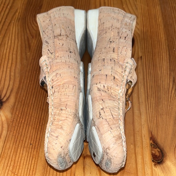 Donald Pliner Loren Designer Cork Loafers with Metal Accent size 8 M - Picture 8 of 9